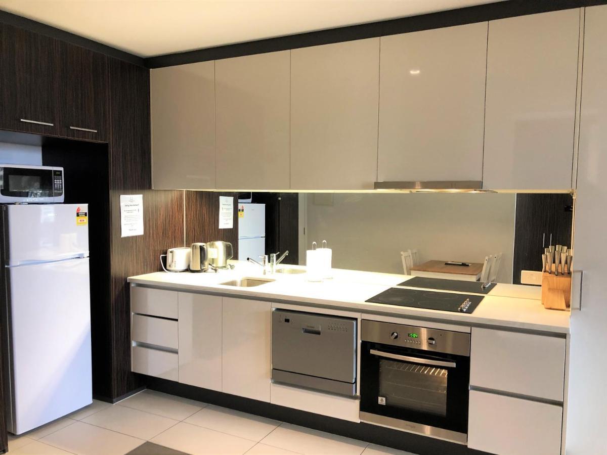Readyset Apartments At Madison Melbourne Bagian luar foto