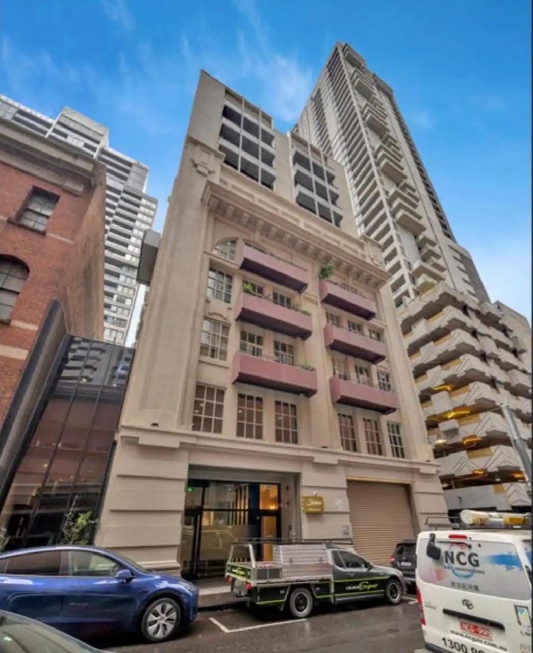 Readyset Apartments At Madison Melbourne Bagian luar foto