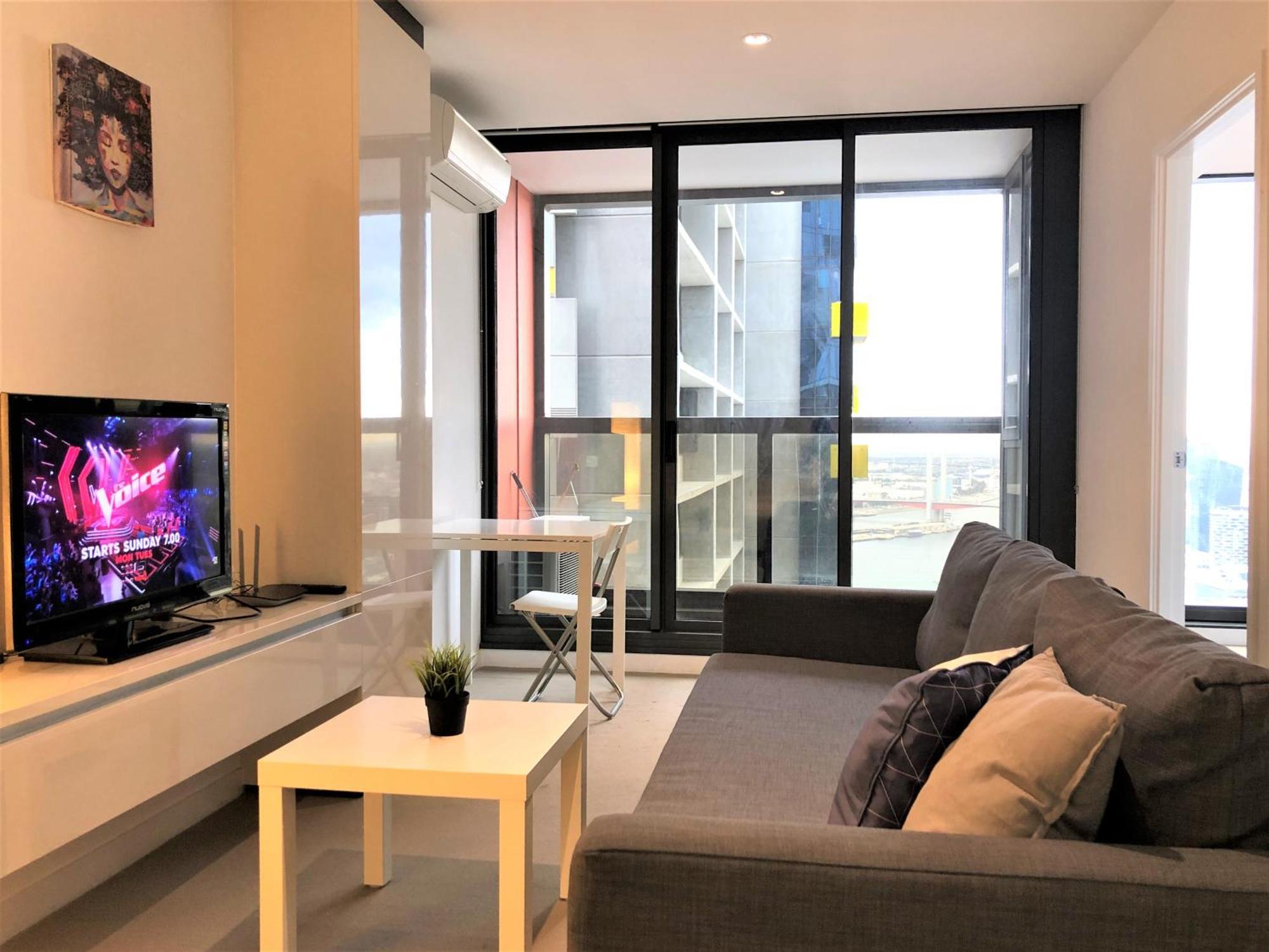 Readyset Apartments At Madison Melbourne Bagian luar foto