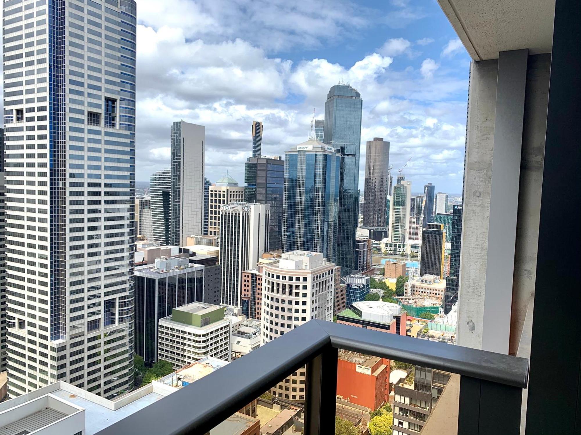 Readyset Apartments At Madison Melbourne Bagian luar foto