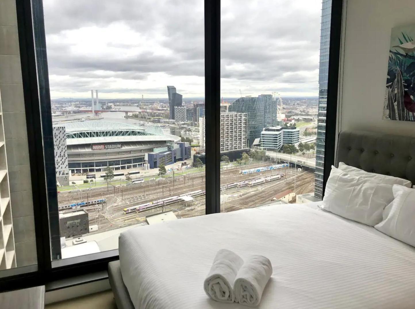 Readyset Apartments At Madison Melbourne Bagian luar foto
