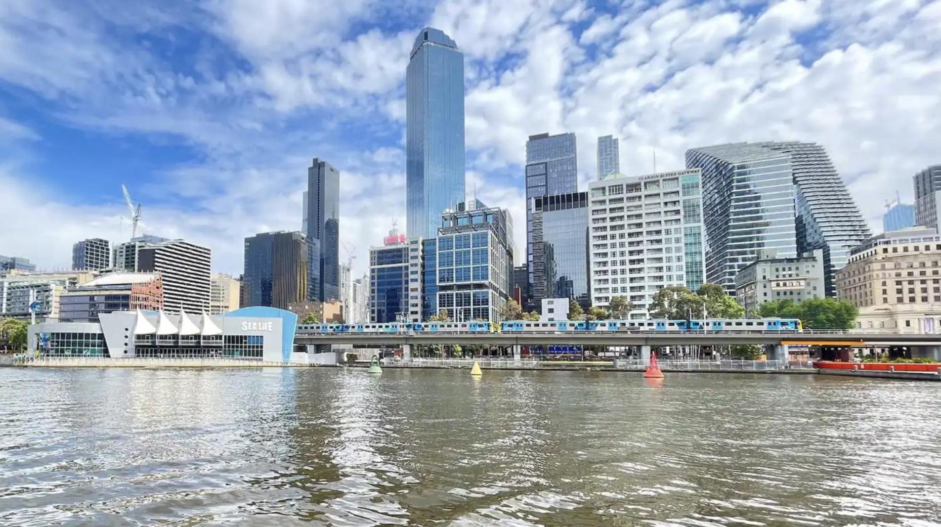 Readyset Apartments At Madison Melbourne Bagian luar foto