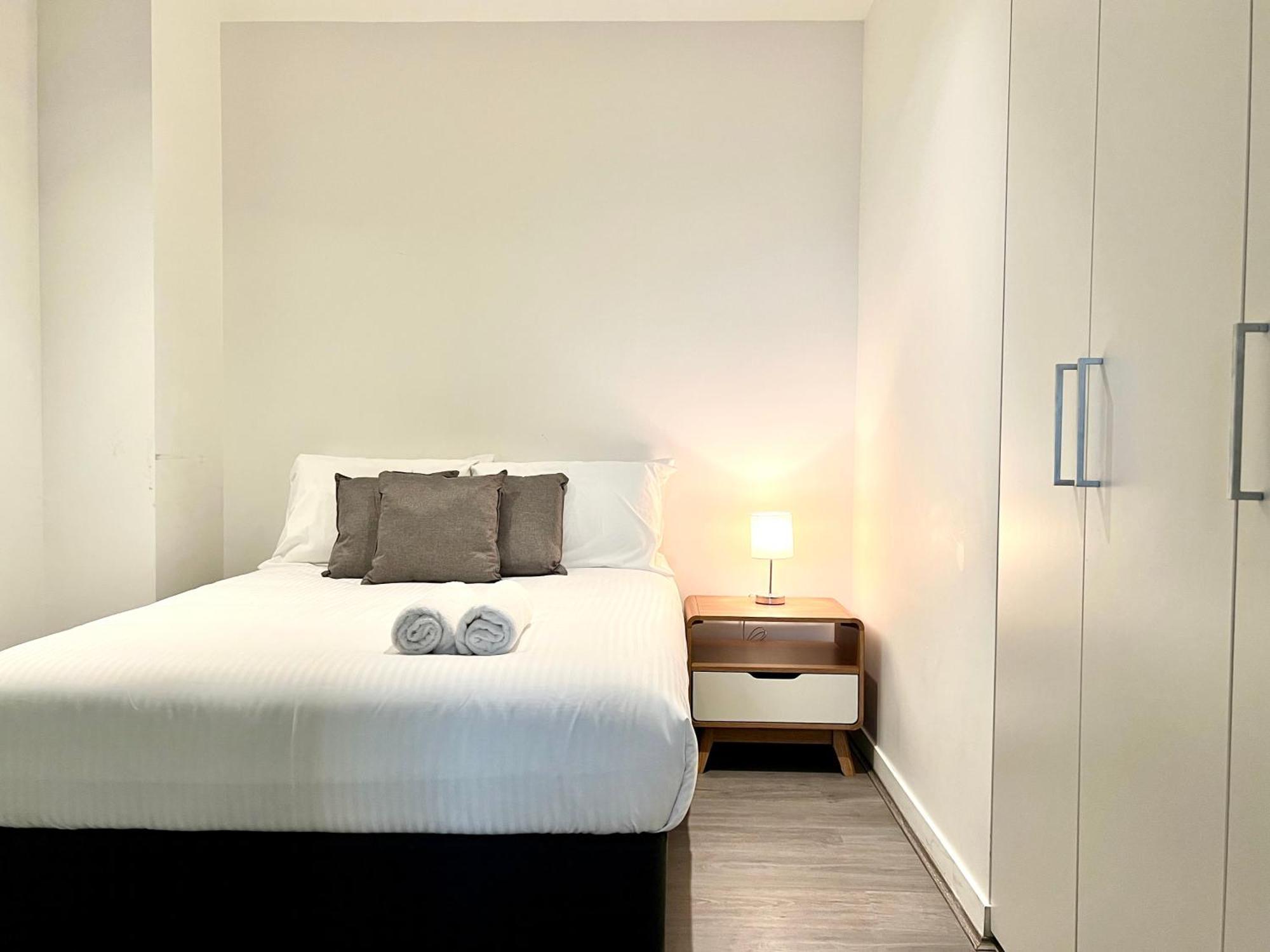 Readyset Apartments At Madison Melbourne Bagian luar foto
